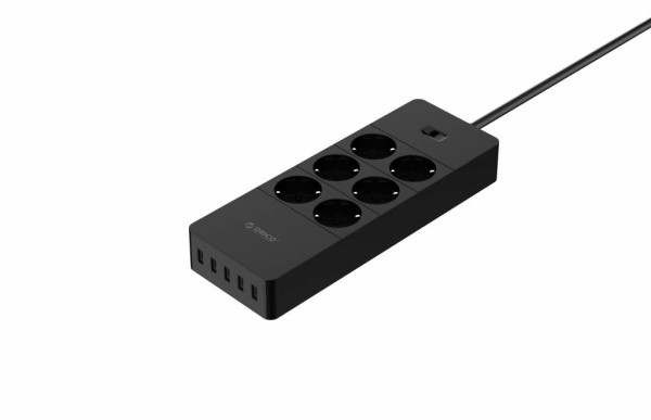 USB-Steckdosenleiste mit sechs Buchsen und fünf USB-Ladeanschlüssen - Schwarz